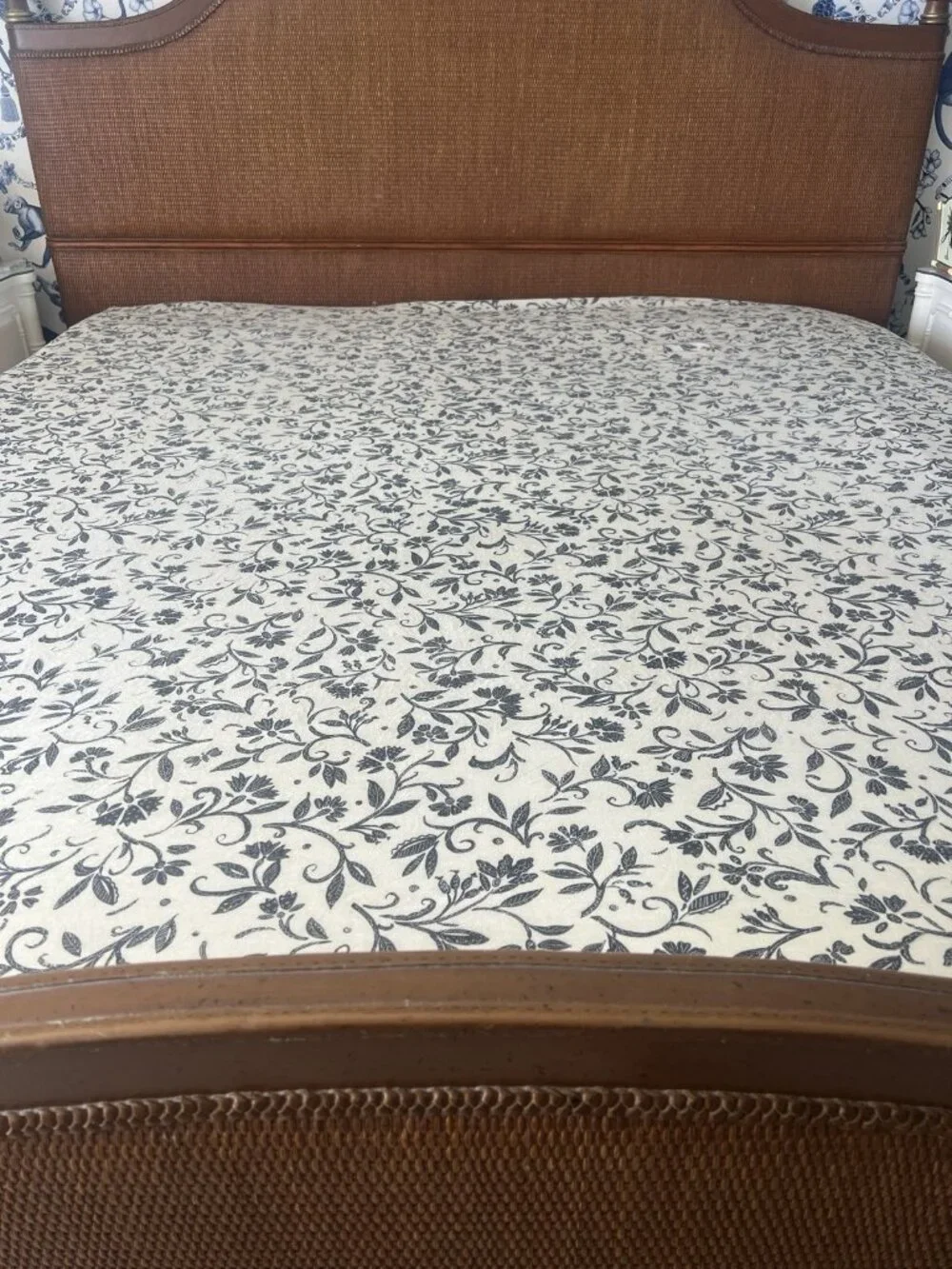 Collier Campbell KING Fitted Sheet 100% Combed Cotton Stencil Flower Made in USA